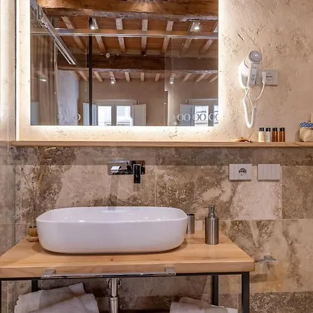 Apartment Truffle House Tuscany Magnatum Pico